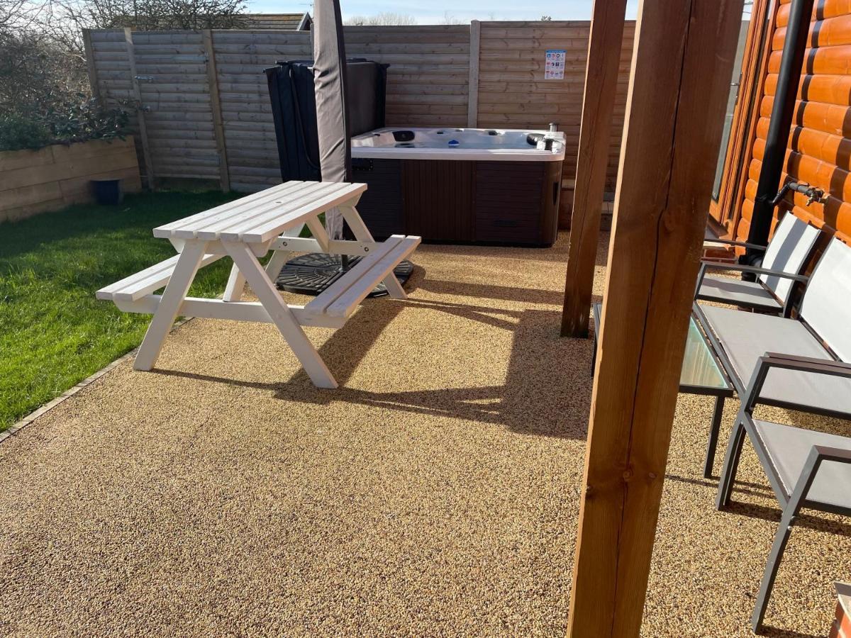 31 Cherry East Riding Of Yorkshire Hot Tub & Fishing Garton Dış mekan fotoğraf