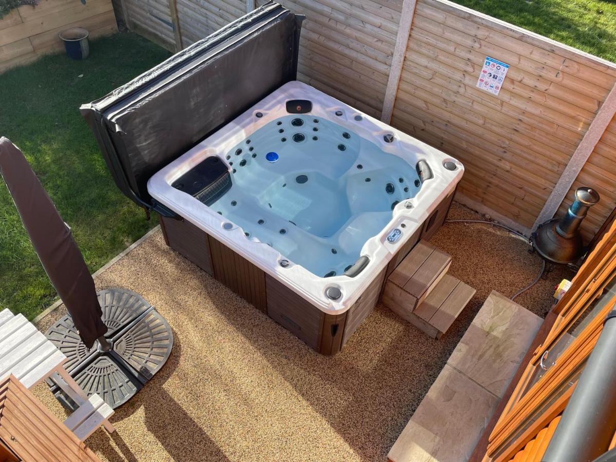31 Cherry East Riding Of Yorkshire Hot Tub & Fishing Garton Dış mekan fotoğraf